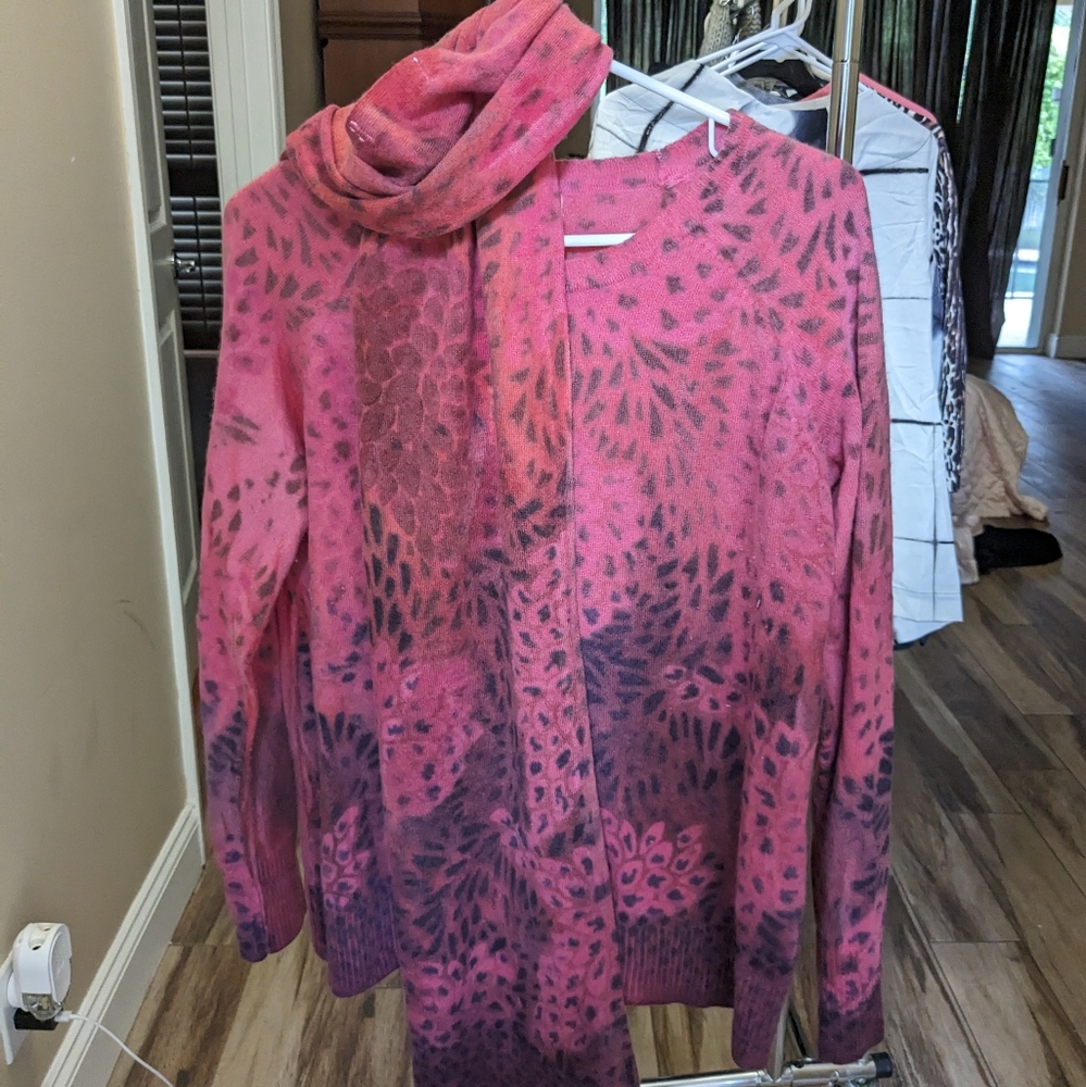 MA+CH Marika Charles Cashmere  Sweater
